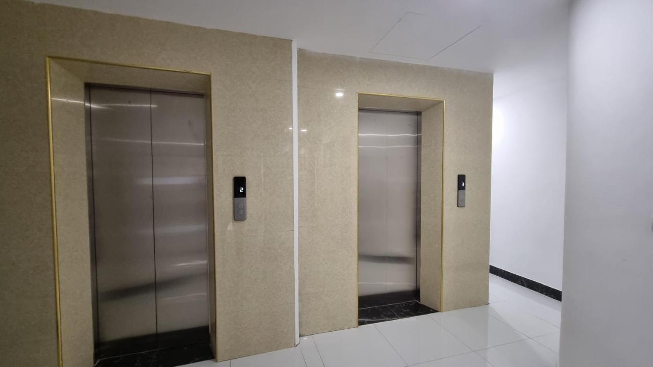 Era Apartment Khuc Thua Du Ханой Экстерьер фото