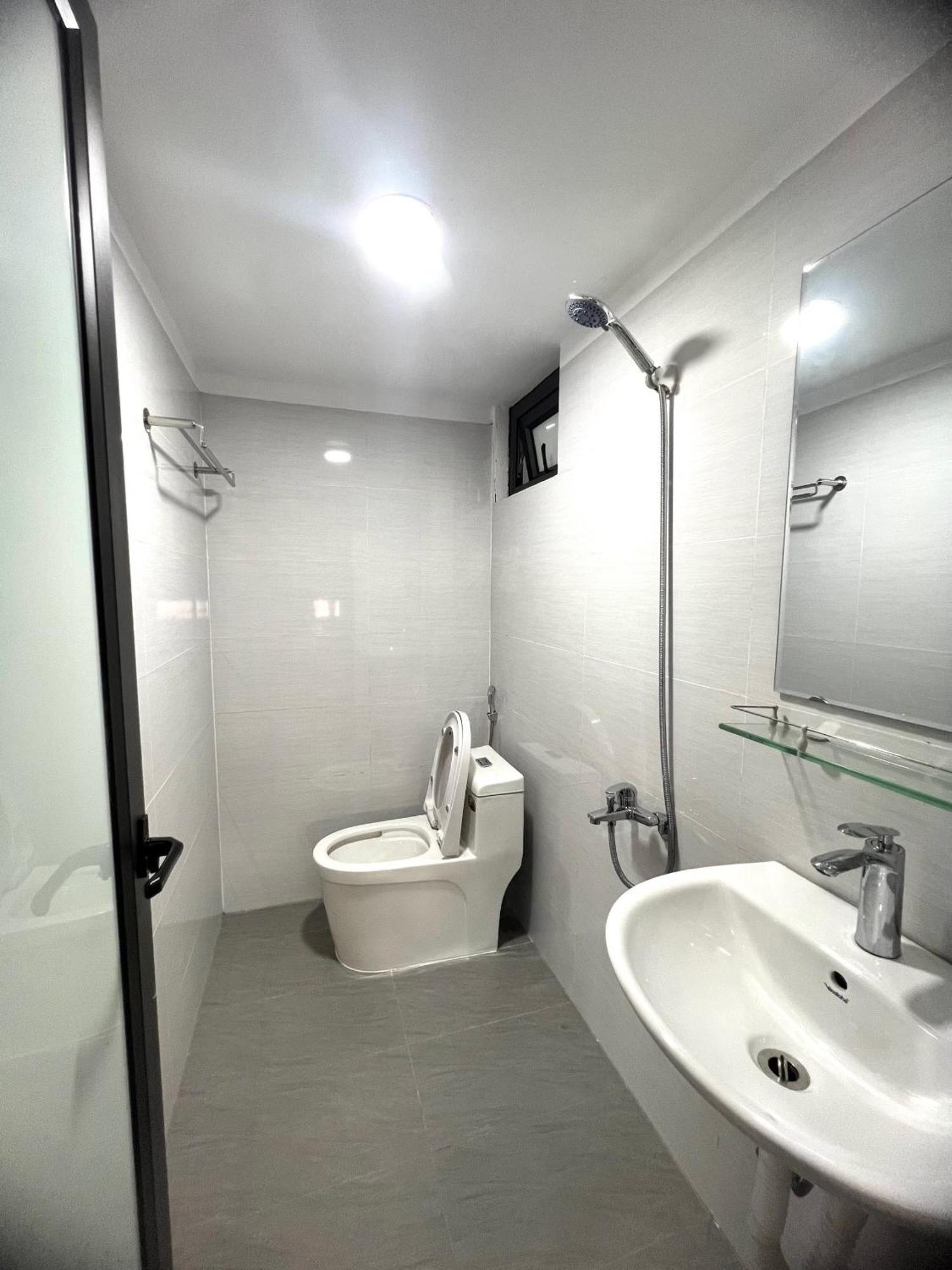 Era Apartment Khuc Thua Du Ханой Экстерьер фото